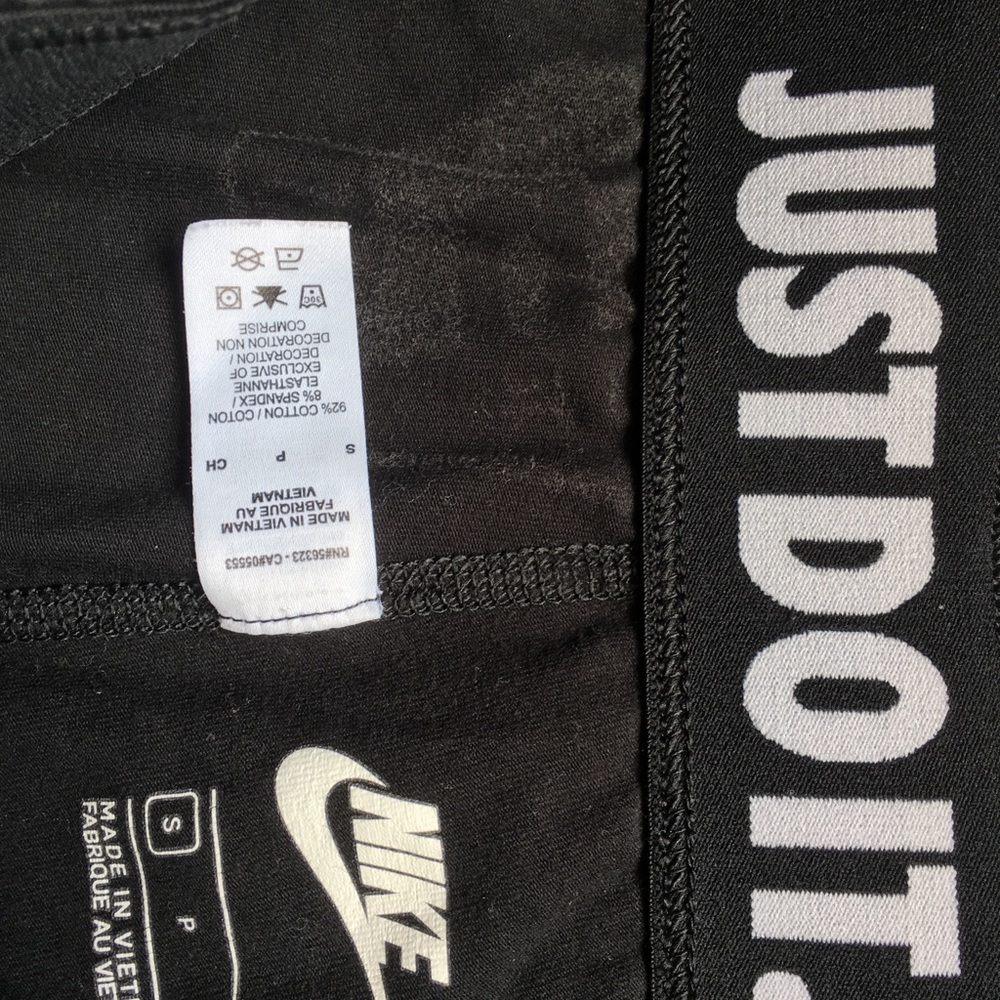 Urban Outfitters Nike Leggings